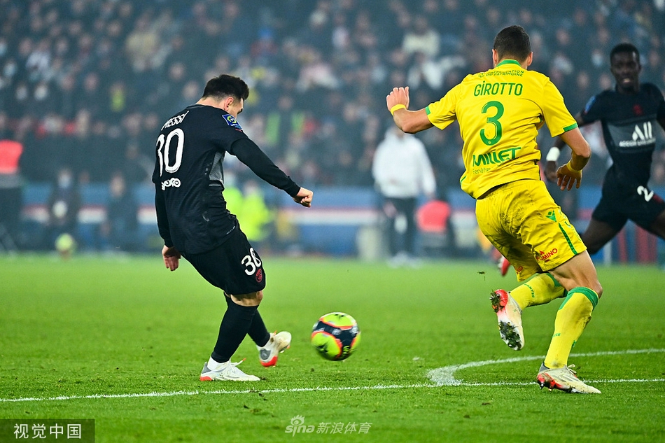 [法甲]巴黎圣日耳曼3-1南特 梅西破门