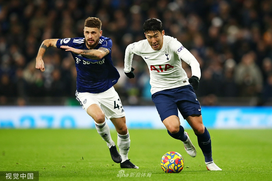 [英超]热刺2-1利兹联 雷吉隆破门