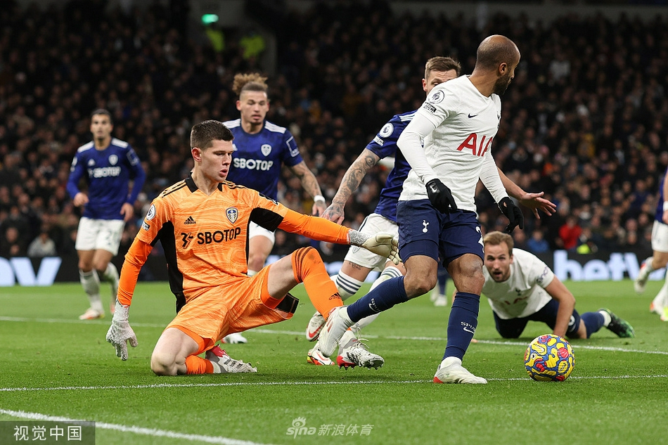 [英超]热刺2-1利兹联 雷吉隆破门