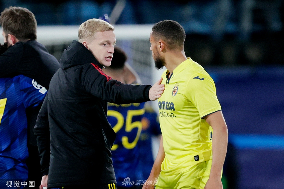 [欧冠]比利亚雷亚尔0-2曼联 C罗桑乔破门