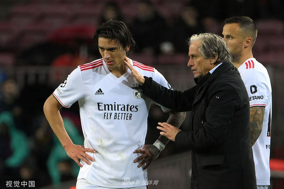 [欧冠]巴萨0-0本菲卡 出线告急