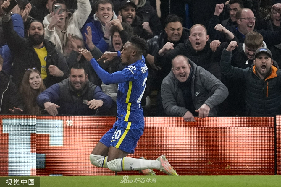 [欧冠]切尔西4-0尤文 查洛巴维尔纳破门