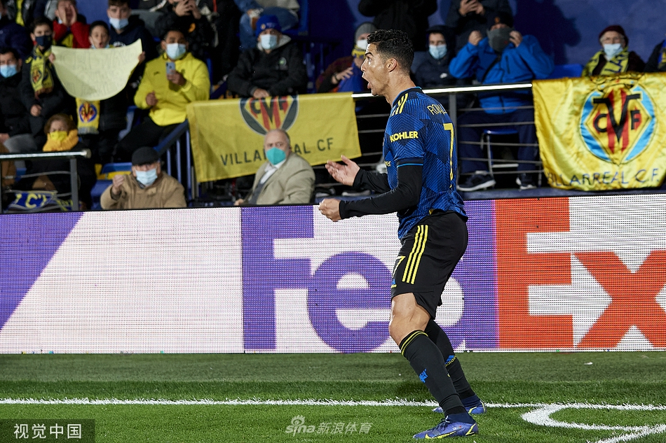 [欧冠]比利亚雷亚尔0-2曼联 C罗桑乔破门