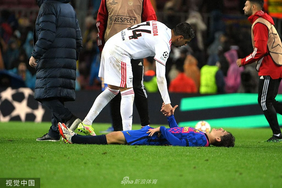 [欧冠]巴萨0-0本菲卡 出线告急