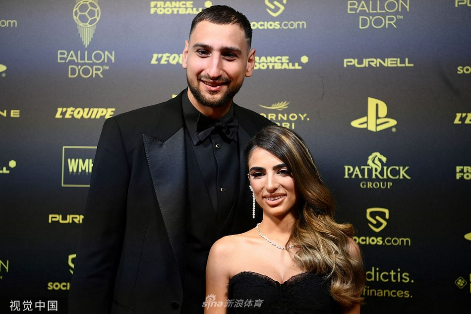 梅西荣膺2021年金球奖