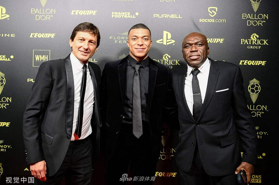 梅西荣膺2021年金球奖