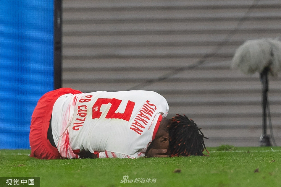 [欧冠]莱比锡2-1曼城 索博斯洛伊破门