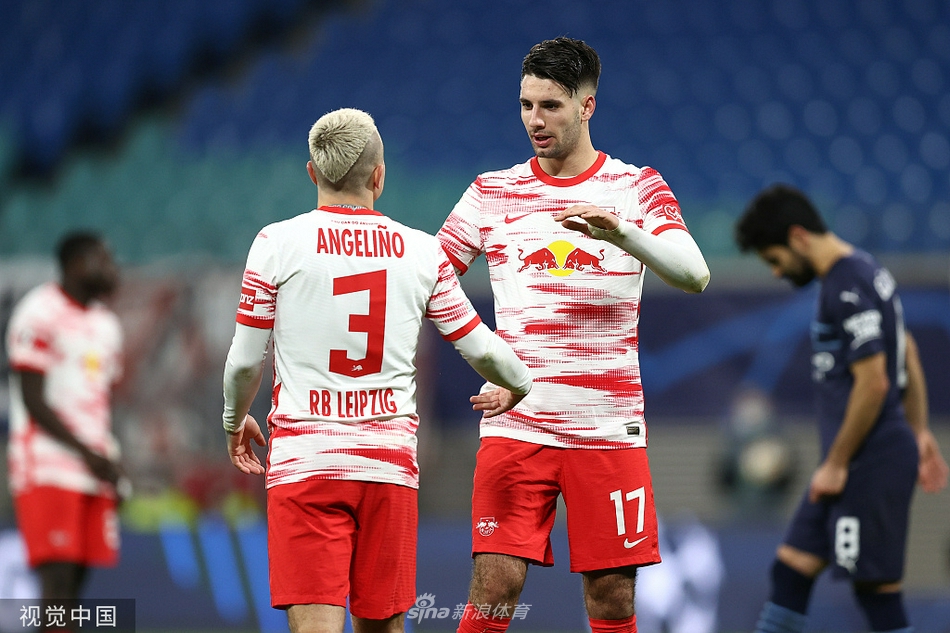 [欧冠]莱比锡2-1曼城 索博斯洛伊破门