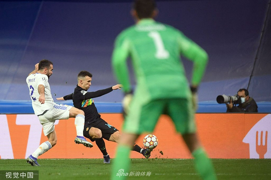 [欧冠]皇马2-1国米 克罗斯破门