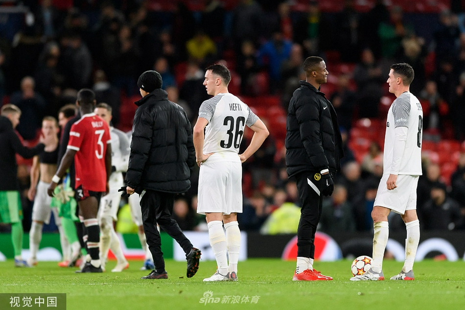 [欧冠]曼联1-1年轻人 格林伍德破门