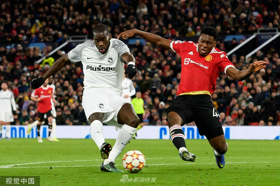 [欧冠]曼联1-1年轻人 格林伍德破门