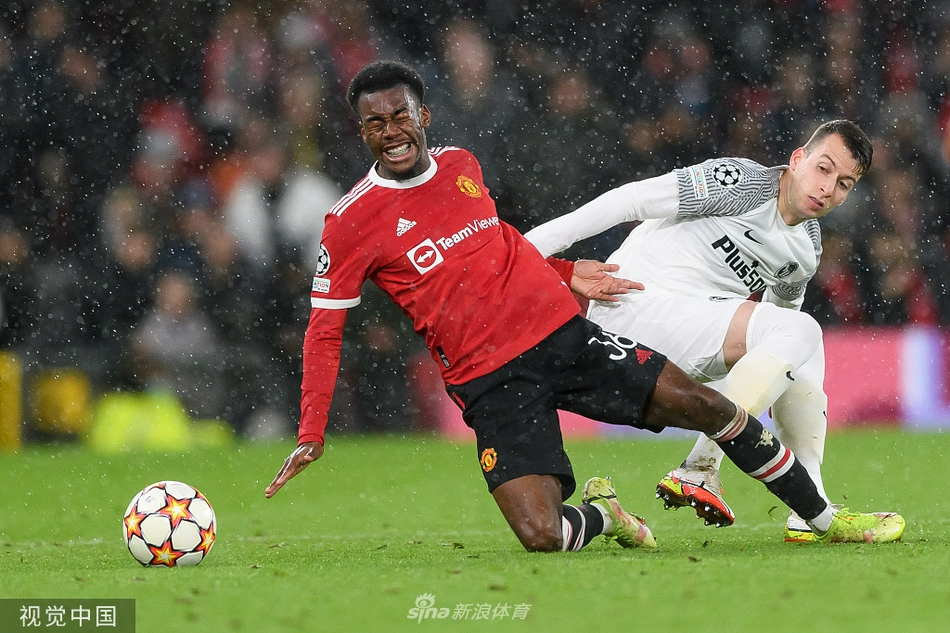 [欧冠]曼联1-1年轻人 格林伍德破门