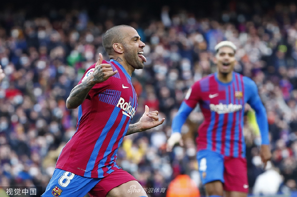 [西甲]巴萨4-2马竞 阿尔维斯传射