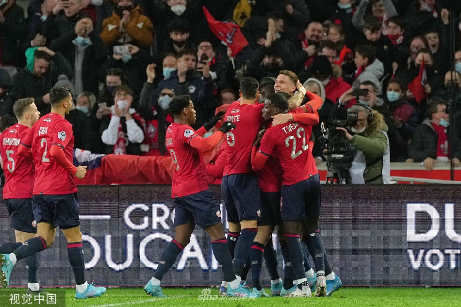 [法甲]里尔1-5巴黎圣日耳曼 梅西传射