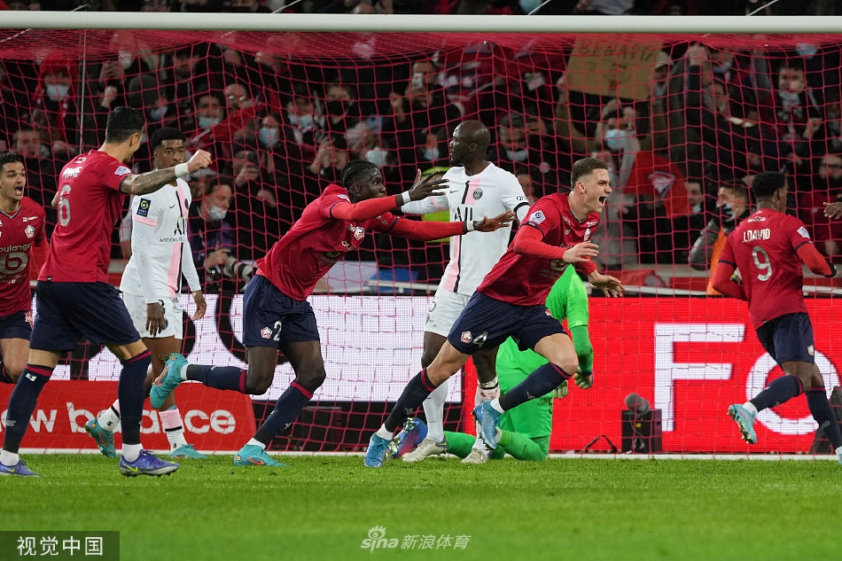 [法甲]里尔1-5巴黎圣日耳曼 梅西传射