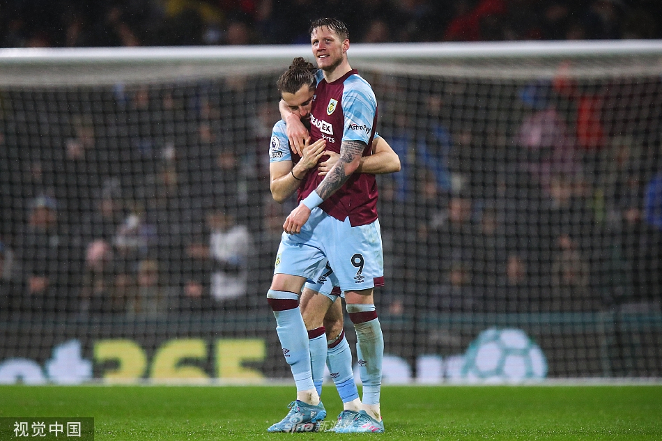 [英超]伯恩利1-1曼联 博格巴破门