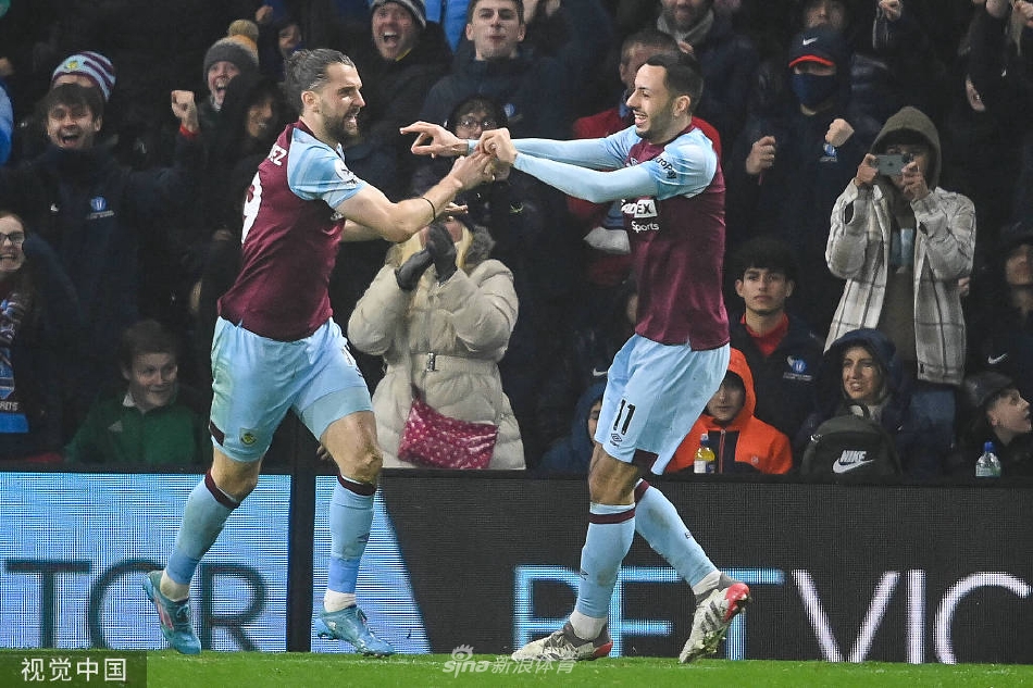 [英超]伯恩利1-1曼联 博格巴破门