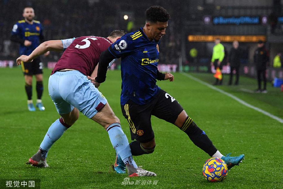 [英超]伯恩利1-1曼联 博格巴破门