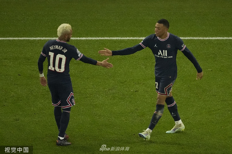 [欧冠]巴黎1-0皇马 姆巴佩绝杀