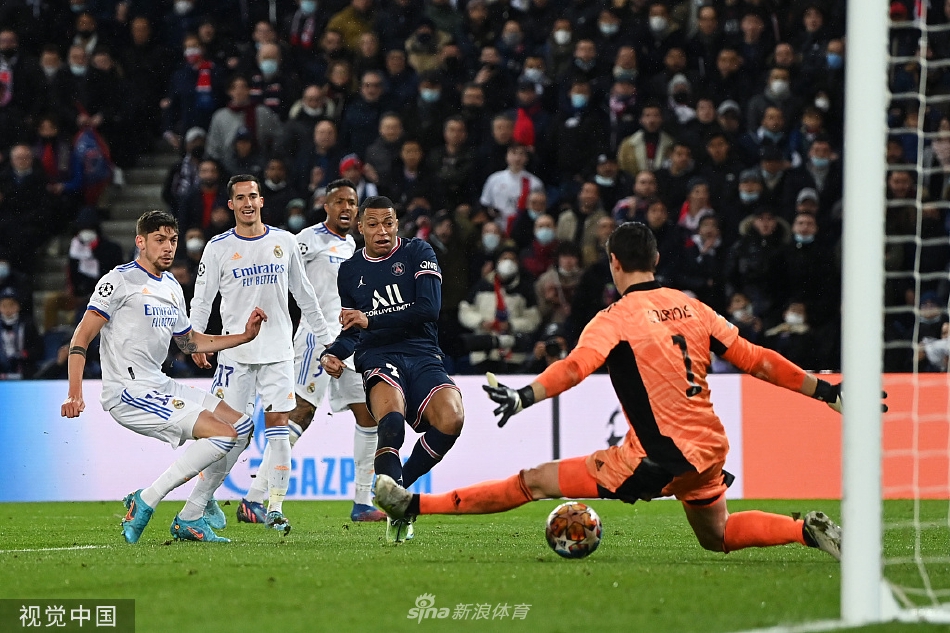 [欧冠]巴黎1-0皇马 姆巴佩绝杀