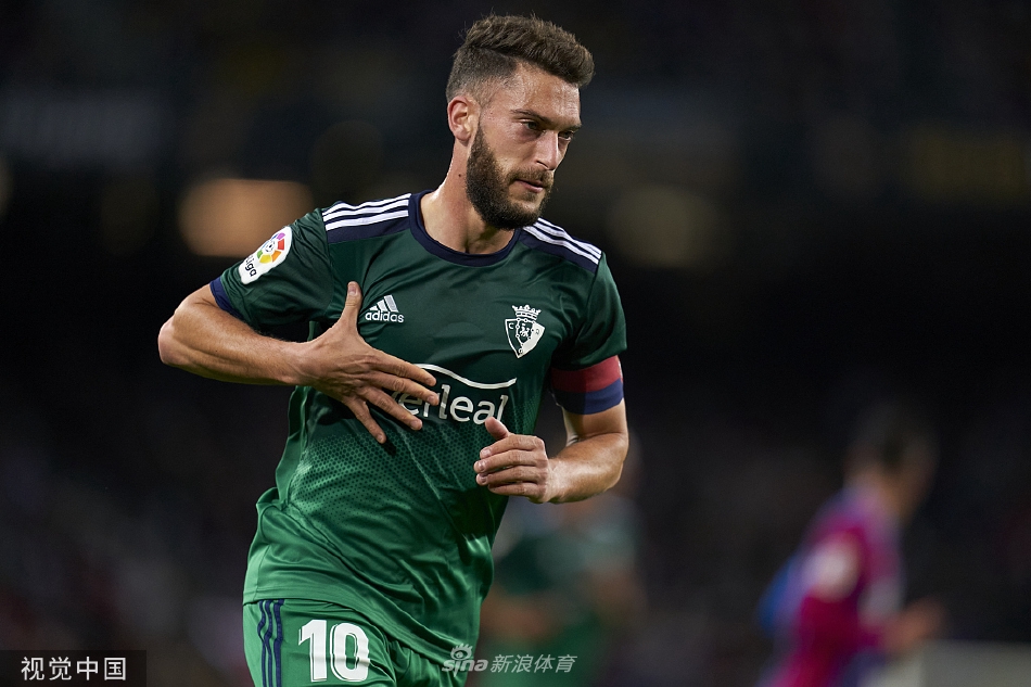 [西甲]巴萨4-0奥萨苏纳 托雷斯两球