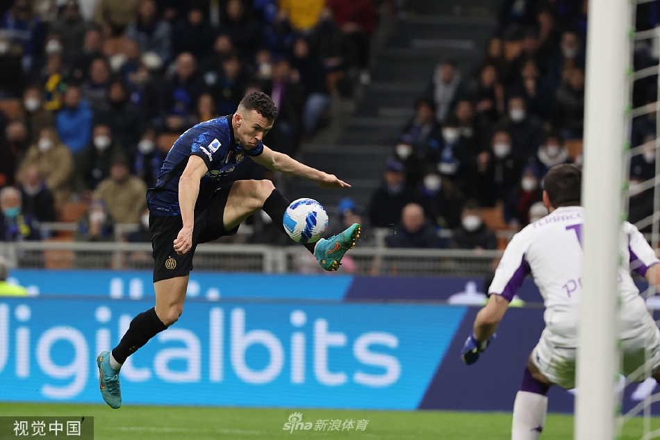 [意甲]国米1-1佛罗伦萨 邓弗里斯破门