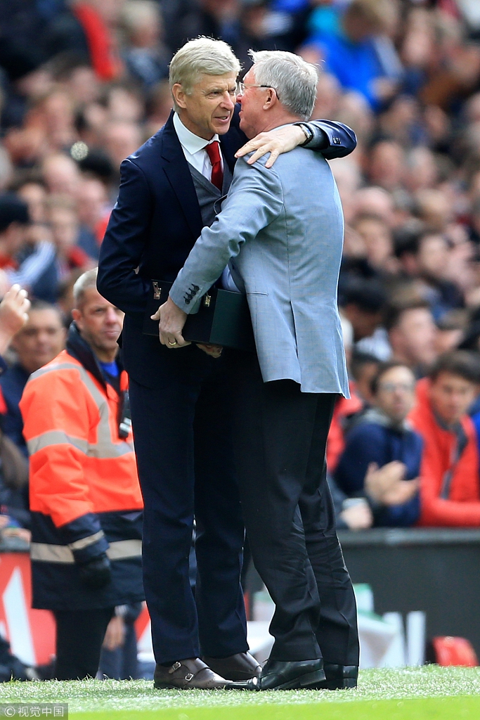 温格拥抱弗格森