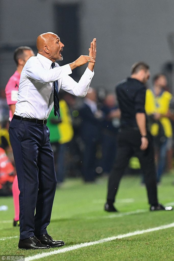 斯帕莱蒂指挥比赛