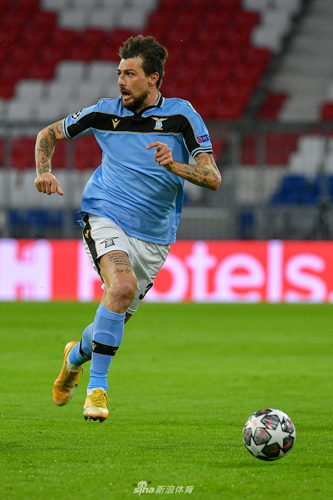 [欧冠]拜仁2-1拉齐奥 莱万破门