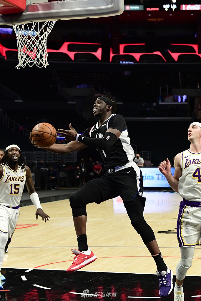 [NBA常规赛]湖人86-104快船