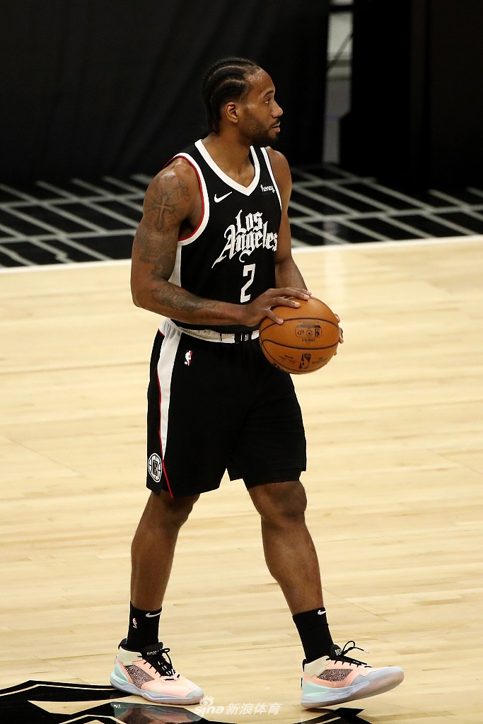 [NBA常规赛]湖人86-104快船