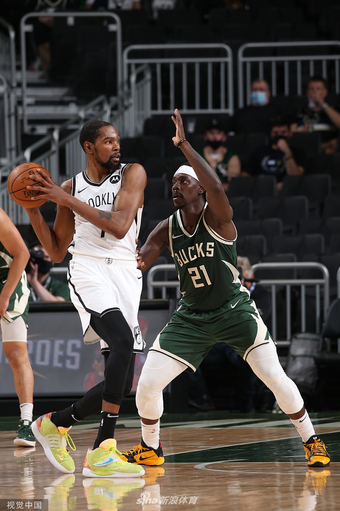 [NBA常规赛]篮网114-117雄鹿