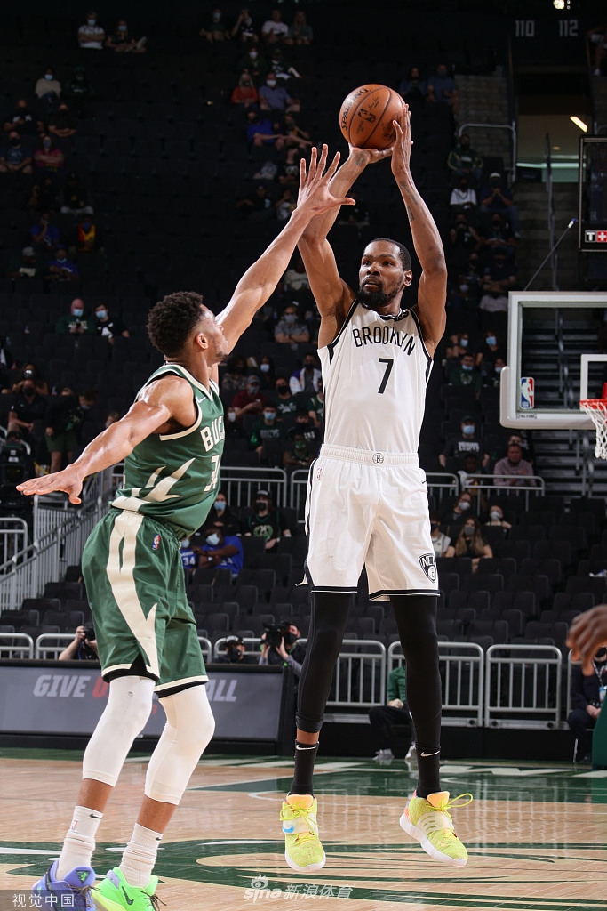 [NBA常规赛]篮网114-117雄鹿