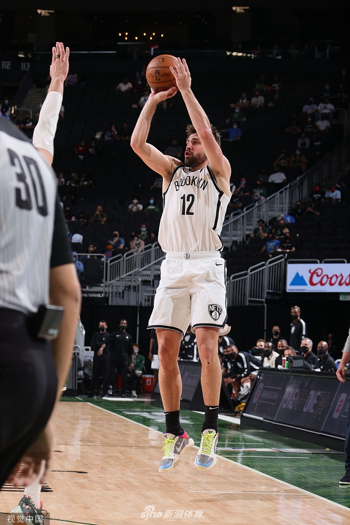 [NBA常规赛]篮网114-117雄鹿