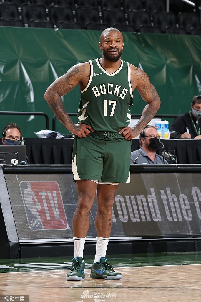 [NBA常规赛]篮网114-117雄鹿