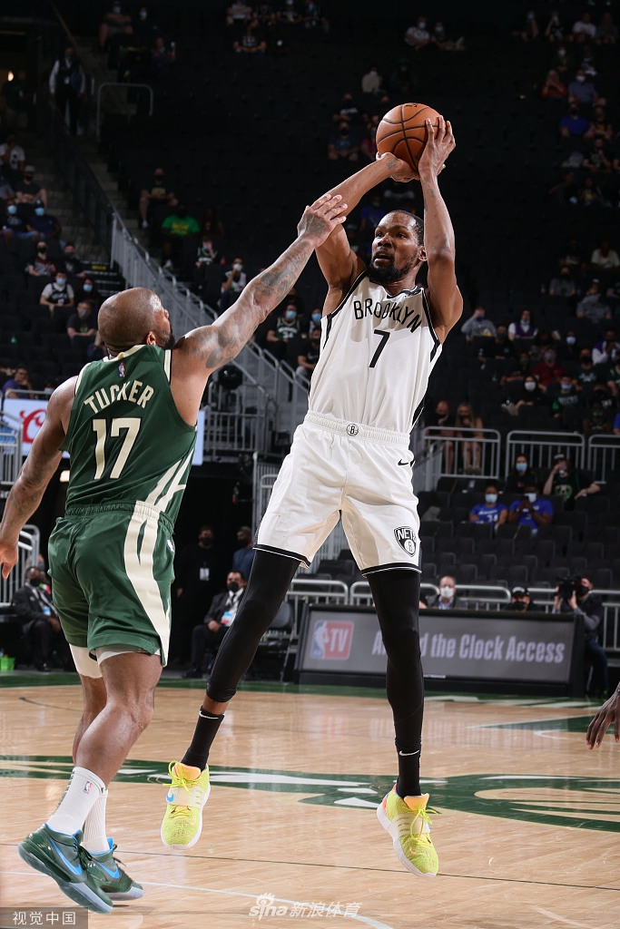 [NBA常规赛]篮网114-117雄鹿