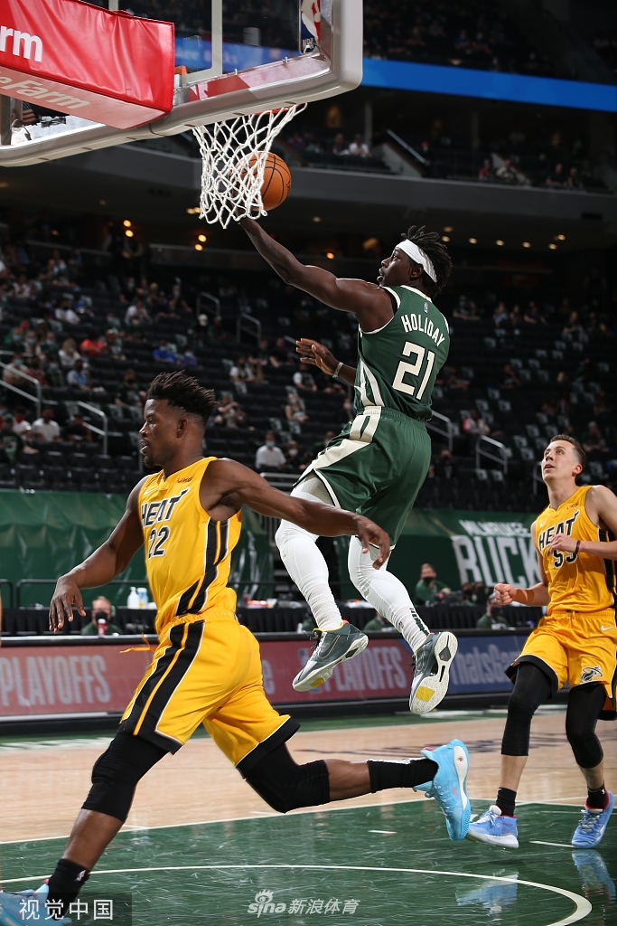 [NBA季后赛]热火107-109雄鹿 米德尔顿绝杀