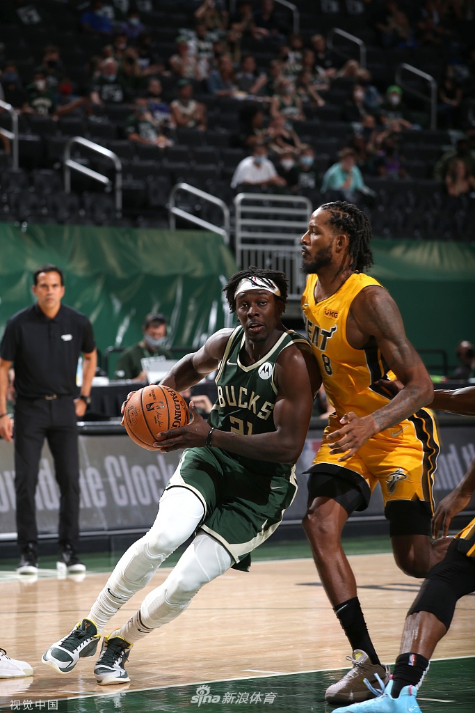 [NBA季后赛]热火107-109雄鹿 米德尔顿绝杀