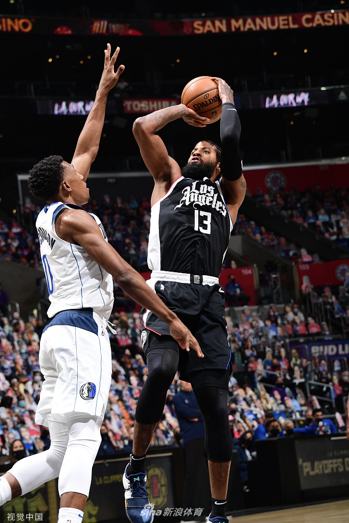 [NBA季后赛]独行侠113-103快船 东契奇三双