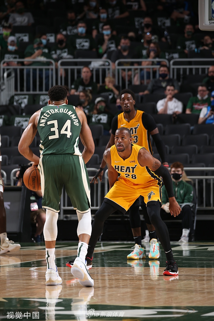 [NBA季后赛]热火107-109雄鹿 米德尔顿绝杀