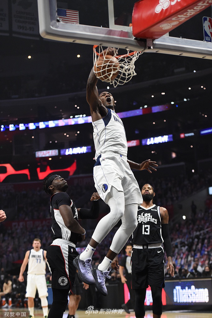 [NBA季后赛]独行侠113-103快船 东契奇三双