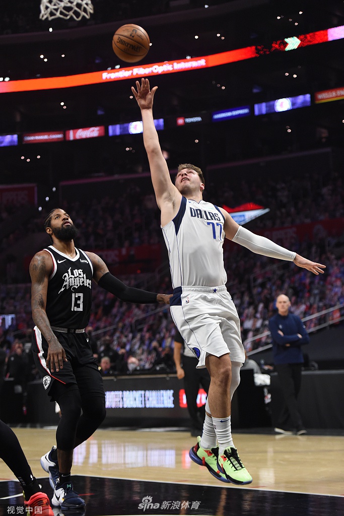 [NBA季后赛]独行侠113-103快船 东契奇三双