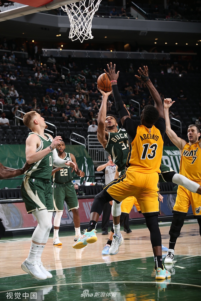 [NBA季后赛]热火107-109雄鹿 米德尔顿绝杀