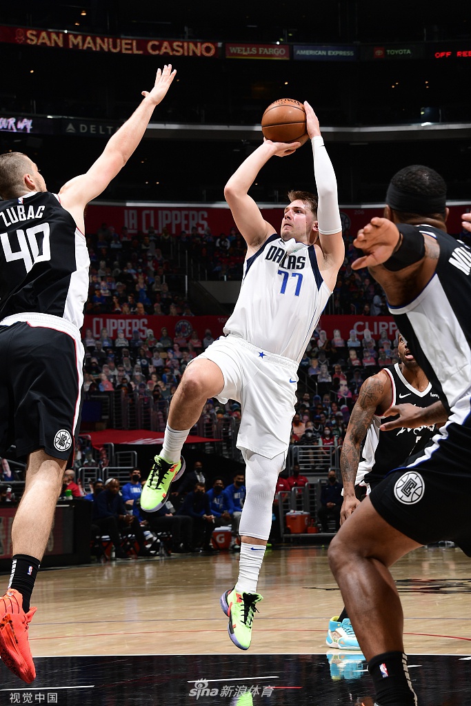 [NBA季后赛]独行侠113-103快船 东契奇三双