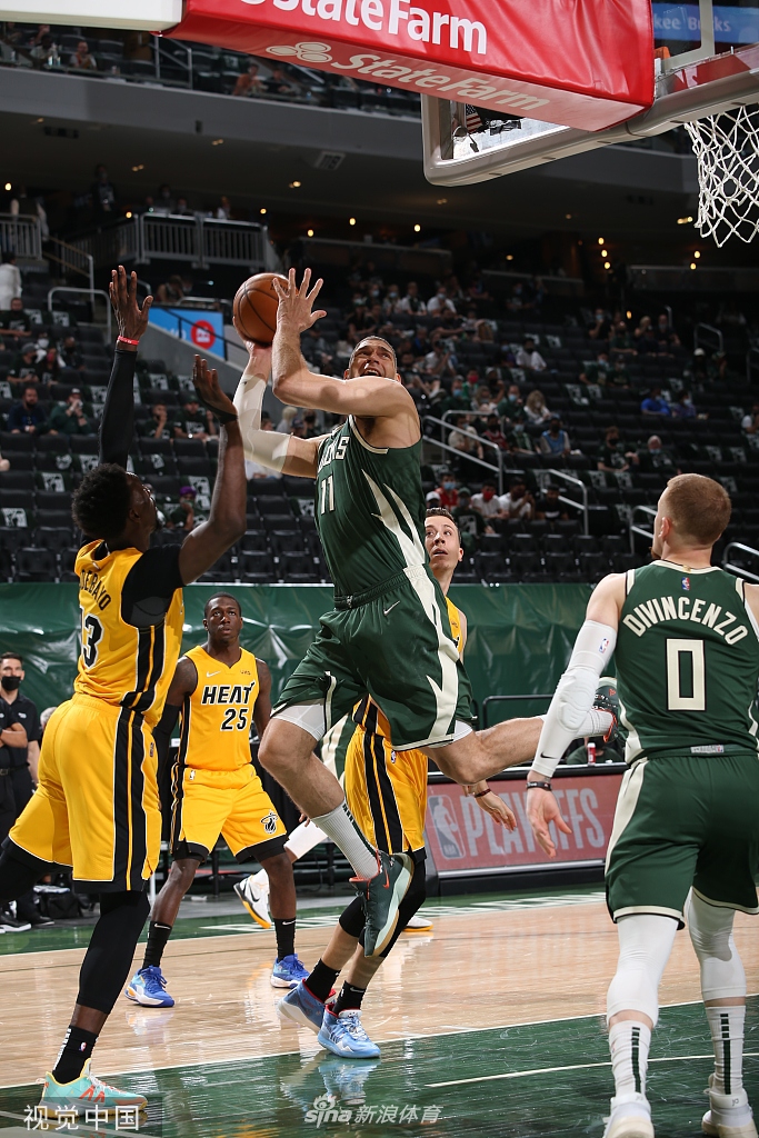 [NBA季后赛]热火107-109雄鹿 米德尔顿绝杀