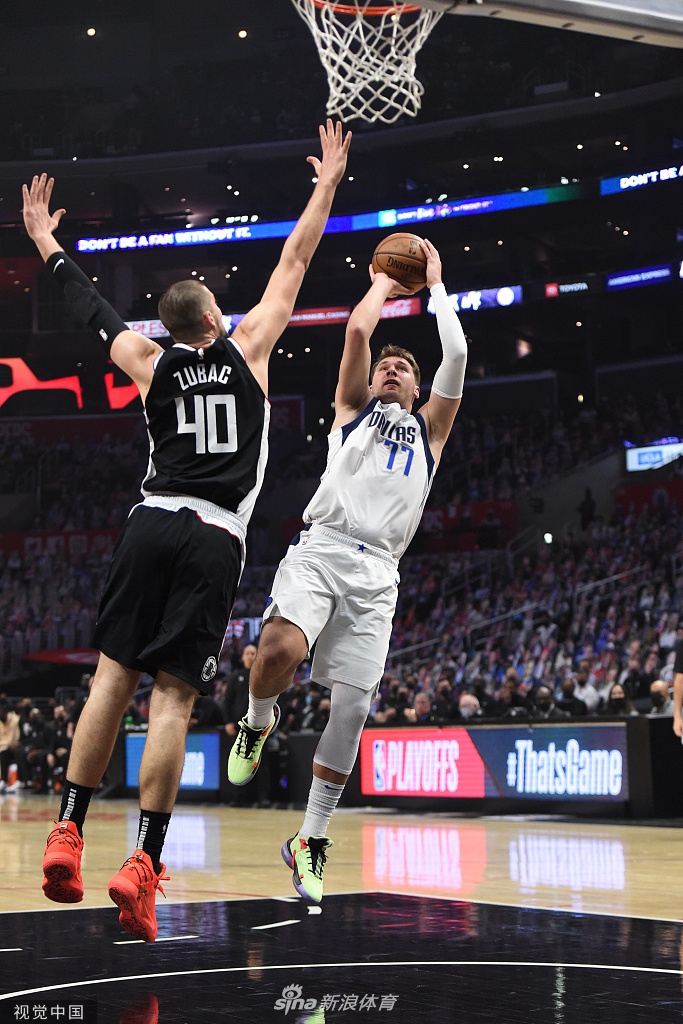 [NBA季后赛]独行侠113-103快船 东契奇三双