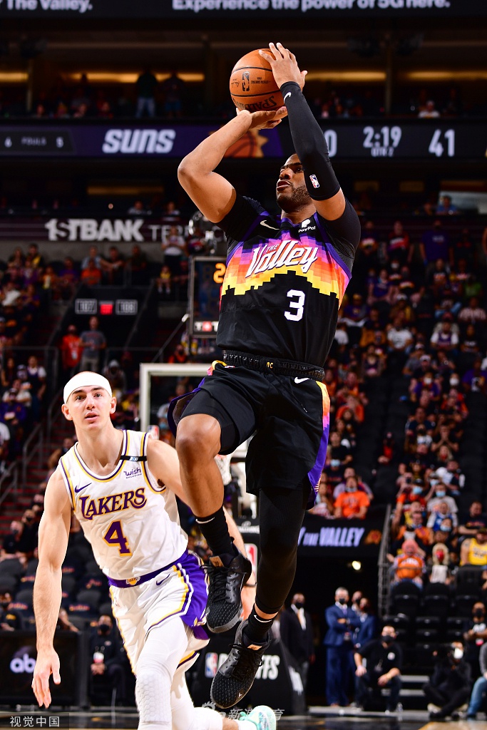 [NBA季后赛]湖人90-99太阳 詹姆斯两双难救主