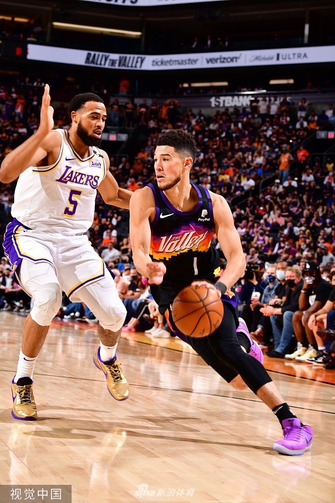 [NBA季后赛]湖人90-99太阳 詹姆斯两双难救主