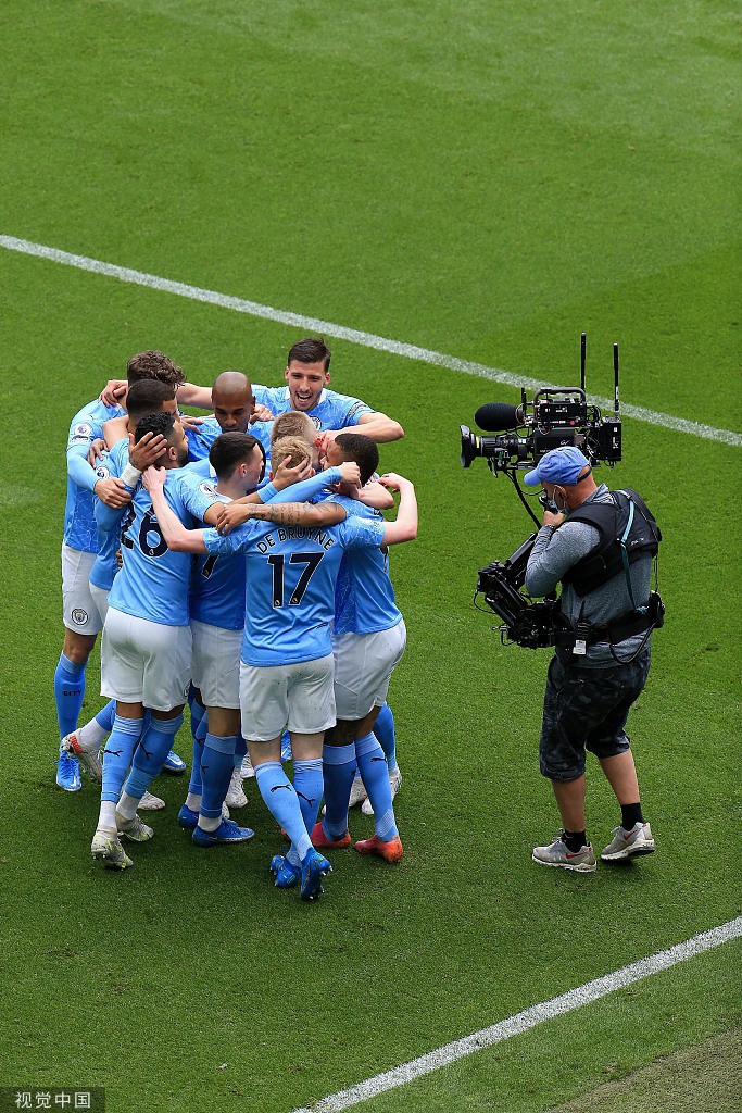 [英超]曼城5-0埃弗顿 阿圭罗两球