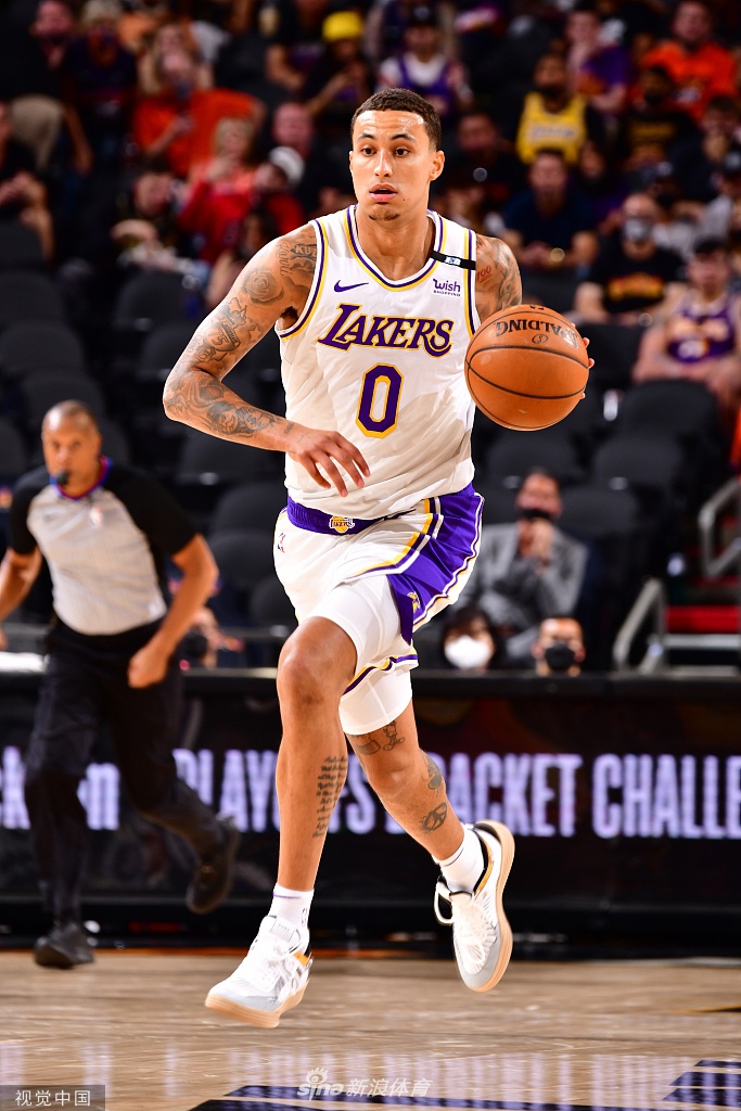 [NBA季后赛]湖人90-99太阳 詹姆斯两双难救主